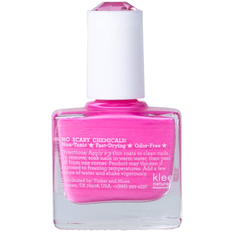 Back of nail polish bottle that features non-toxic, fast drying, and odor free specs.