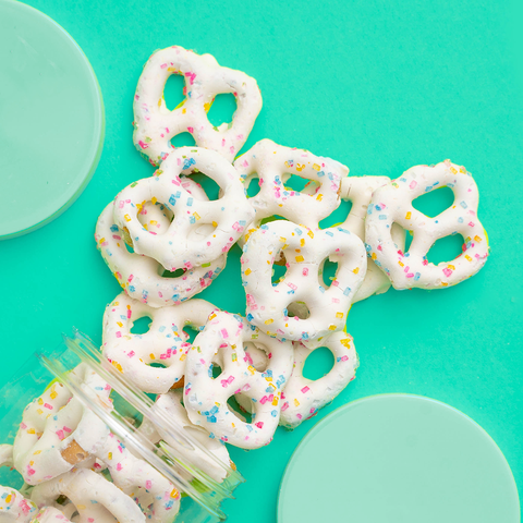 Candy Club Easter/Spring Collection ~ Spring Twists Food Candy Club Large  